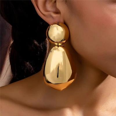 Retro Exaggerated Geometric Earrings Golden Metal Large Earrings Round Design Irregular Women Jewelry Party Travel Gift