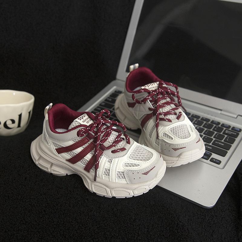 Children's mesh sports shoes spring and autumn popular boys and girls soft-soled dad shoes middle-aged children's trend versatile casual shoes
