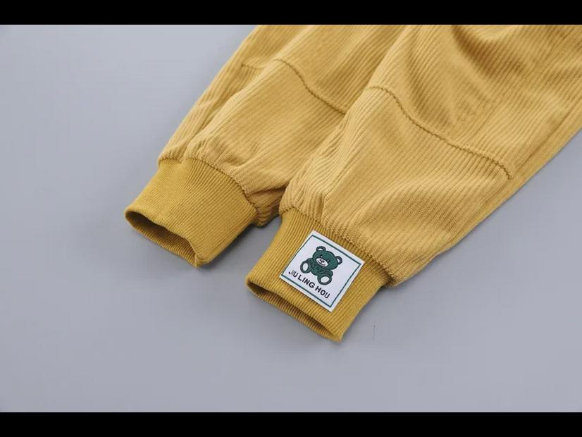 Dreiteiliger Anzug mit Cartoon-Pullover für Jungen: Frühjahr/Herbst 2024 Kollektion für 0-5 Jahre, Langarm