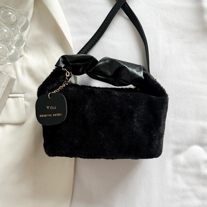

Stylish Mid-sized Plush Shoulder Bag With Fresh Sweet Style And Car Line Element чёрный