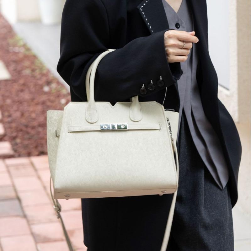 

Leather women s bag platinum bag high-end light luxury bag fashionable large-capacity handbag cowhide shoulder messenger bag 30*12*24CM білий