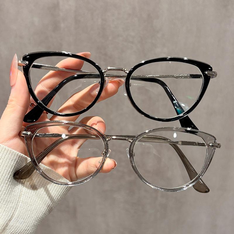 Retro Cat Eye Holder Women's Fashionable Photochromic Anti Blue Light Glasses Metal Frame Glasses Party Glasses