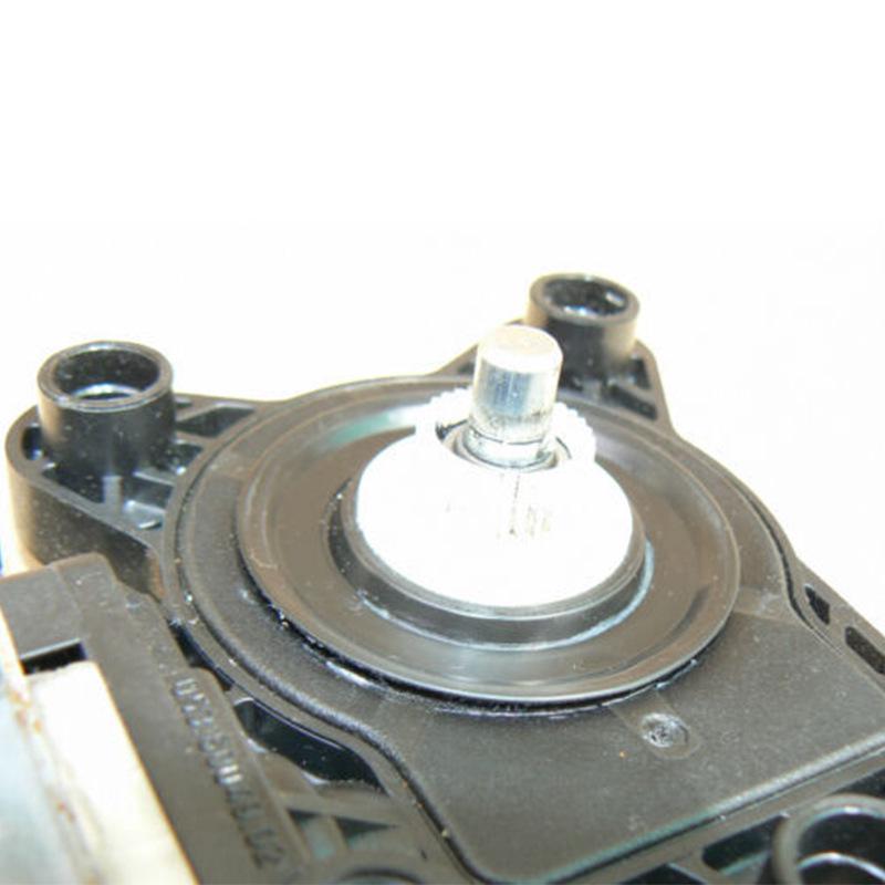 Car Window Lift Motor for Mercedes-Benz W203/W220 (2208204642)