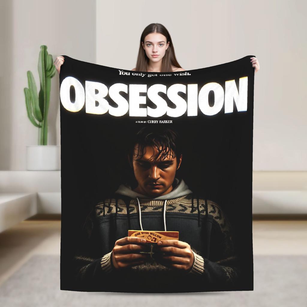 Obsession Bloody Girl Black and White Blanket Warm Plush Throw Blanket For Boy Girl Living Room Flannel Bedspread Bed Cover