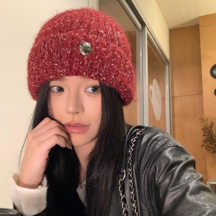 New Simple Button Wool Hat Women's Autumn and Winter Big Head Circumference Versatile Warm Knitted Hat Simple Ear Protection Cold Hat