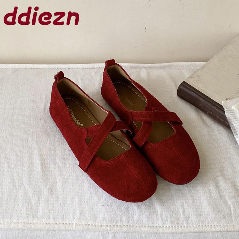 Fashion New Fashion Shallow Ladies Flats With Shoes Casual Soft Female Slip On Footwear Round Toe Women Ballet Flats Shoes