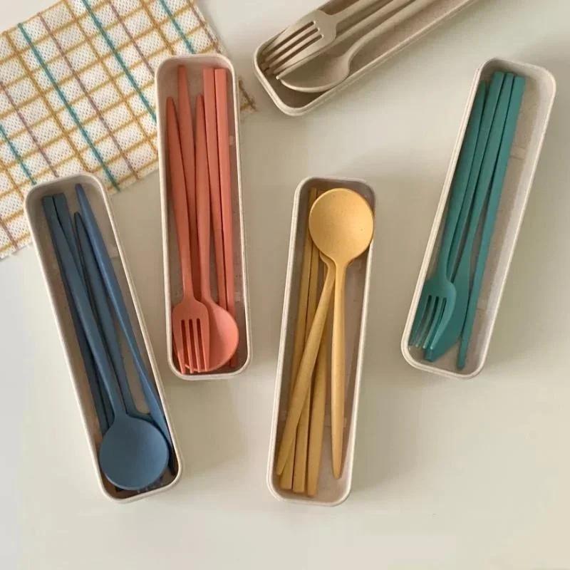 Household Fashion Tableware 4PCS/Set Cutlery Wheat Straw Spoon Fork Chopsticks Box Tableware Portable Dinnerware Accessories