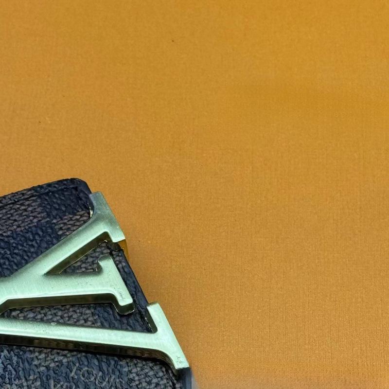 Herren Freizeit Glatter Schnallen Ledergürtel - Trendiger Karostil für Business und Jugend