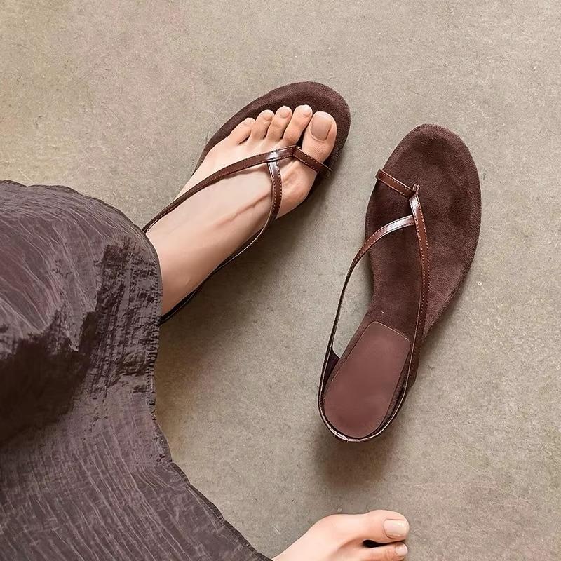 Fashion Fashion Narrow Band Design Flat Slippers Women Comfort Anti-slip Clip Toe Brand Flip Flops Summer Soft Sole Beach Casual Shoes
