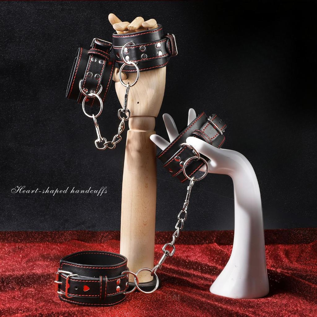 Adjustable PU Leather Heart Handcuffs Ankle Cuff Bracelet - Women BDSM Cosplay Fetish Adult Game Couples Sexy Toys Accessories