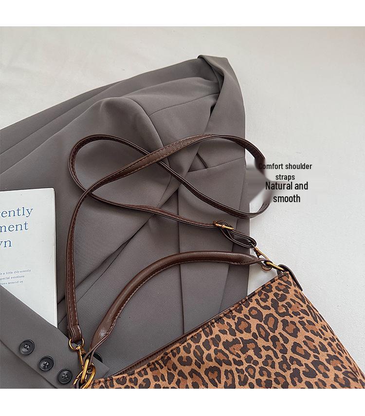 Retro Suede Crossbody Bag - Large Capacity Tote for Autumn/Winter