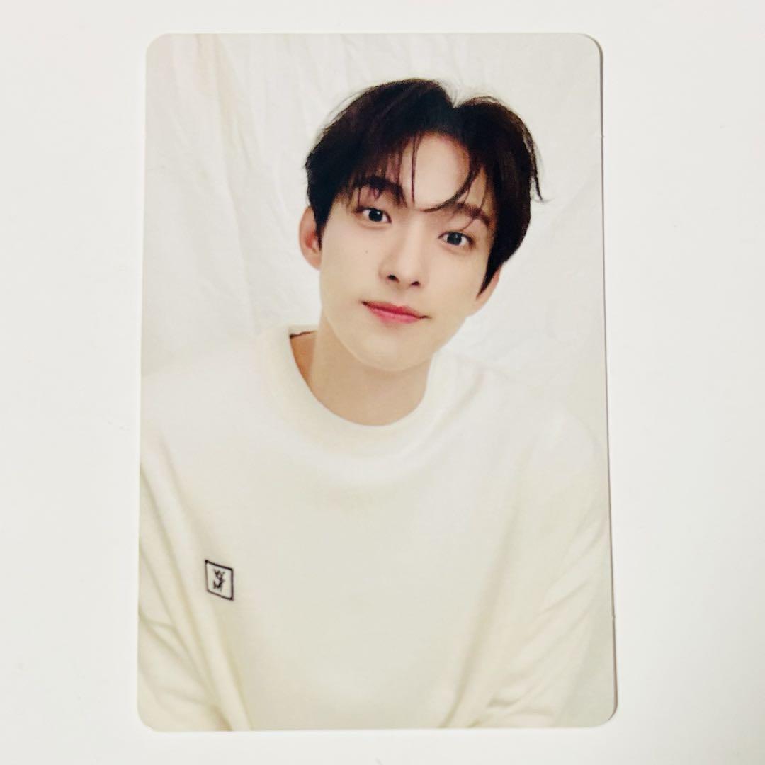 

[USED] SEVENTEEN 24h Dokyeom B Trading Card
