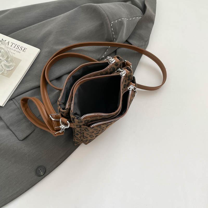 Women's Leopard Print Handbag Vintage Shoulder Bag