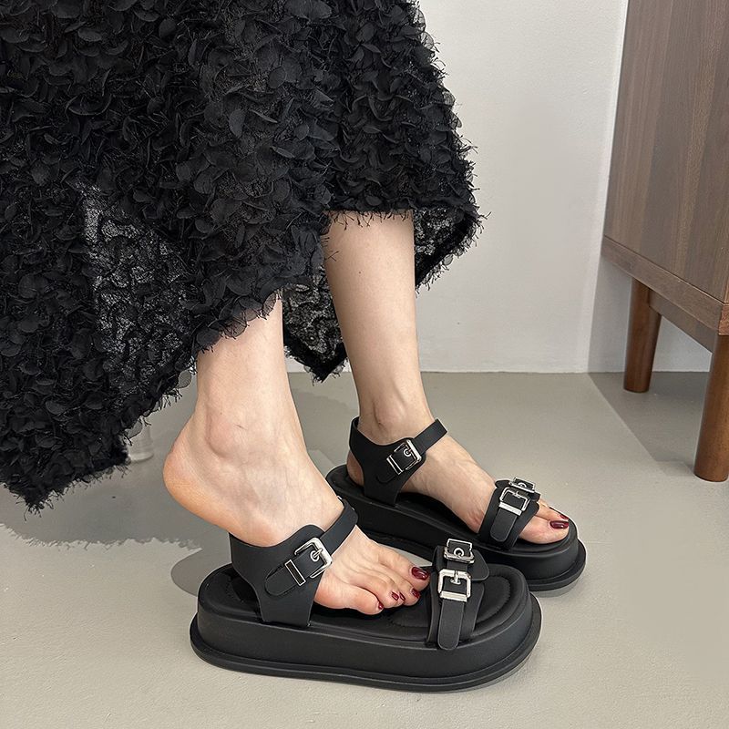 Platform Beach Shoes Hollow Sandals Women's Non-slip Versatile Comfortable Women's Sandals 2025 Summer New Sandals Women's Outer Wear