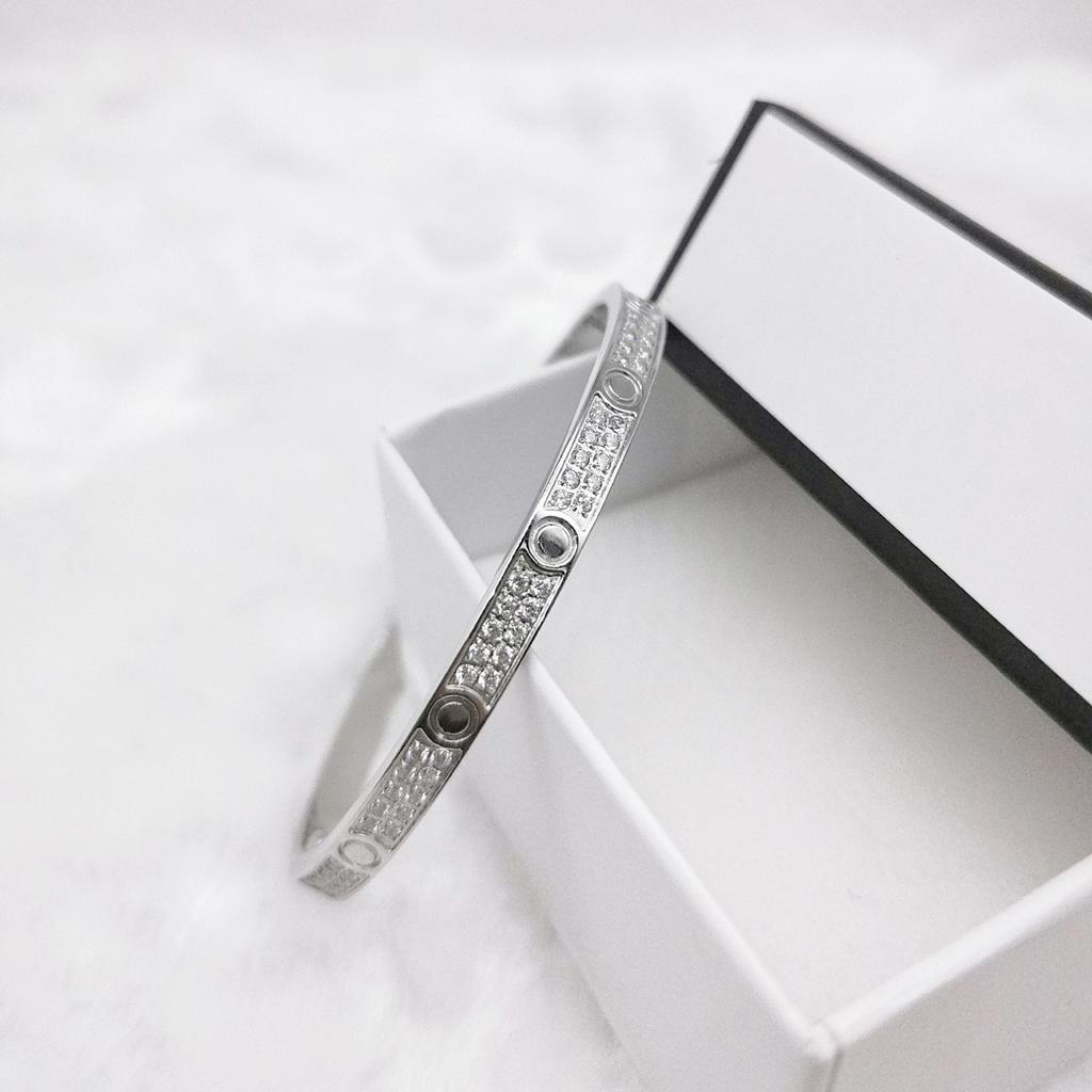 Brățări cu brățări în formă de stea și brățări cu încuietoare pentru cupluri