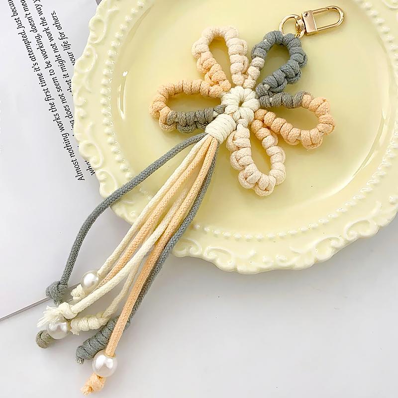 Explosive exquisite handmade woven flower tassel bag pendant with rustic style and creative car keychain pendant