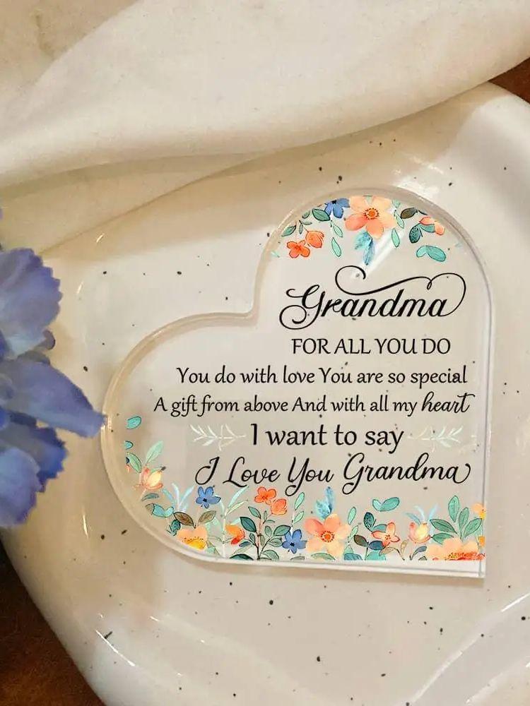 Kolekcjonerskie Figurki Prezent Urodzinowy dla Babci - Akrylowa Dekoracja w Kształcie Serca z Floralnym Wzorem, Idealna do Dekoracji Sypialni