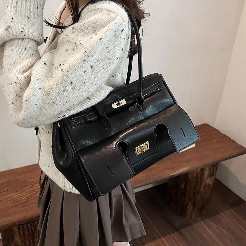 

2025 new women s bag simple and versatile handbag women s large-capacity tote bag shoulder bag commuter women s bag 30*13*21 чёрный