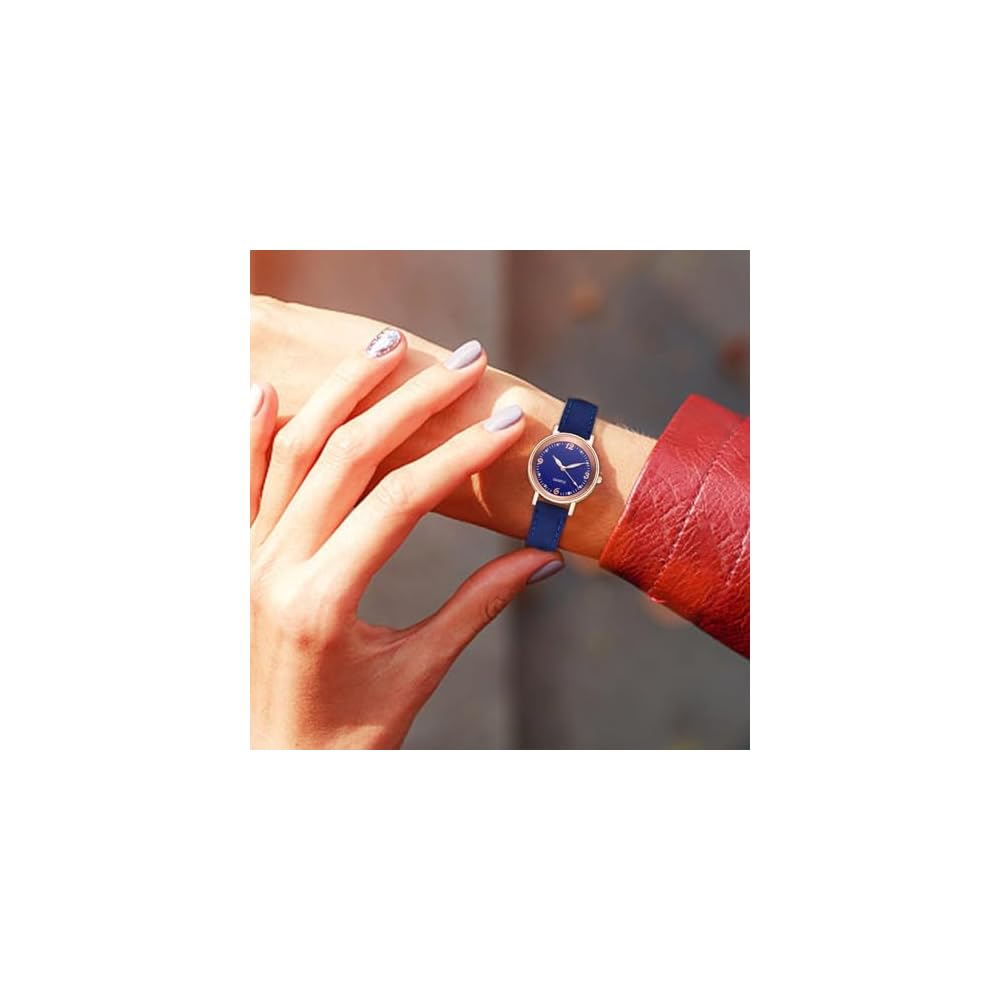 Women's Leather Watch Gold Round Dial Rhinestone Decoration Easy-to-Read Face Leather Strap