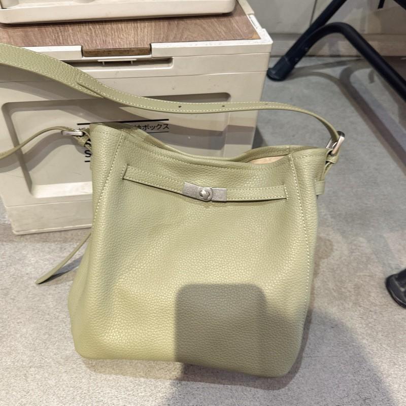 Womens Genuine Leather Bucket Bag Casual Versatile Shoulder Crossbody
