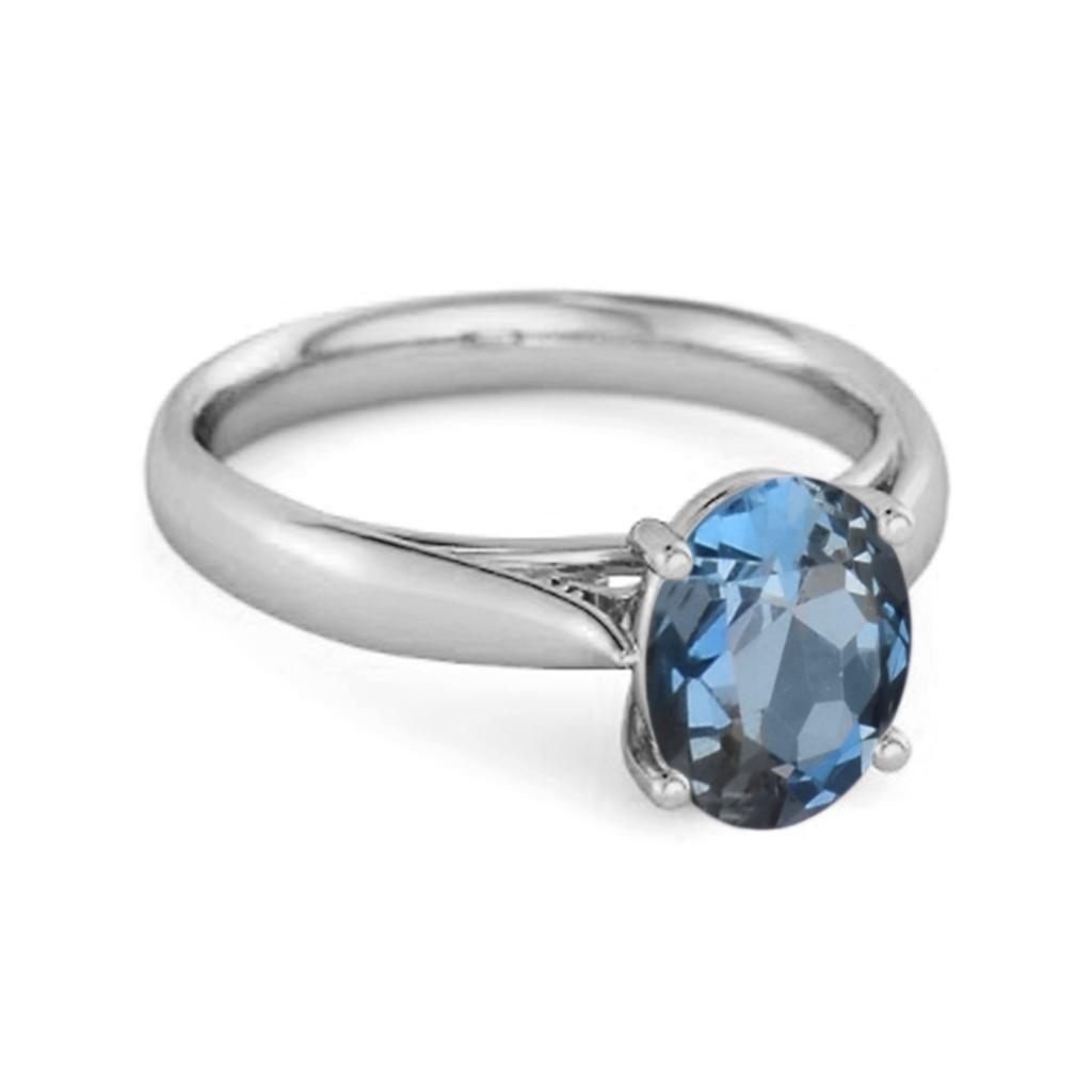 Klasický solitérny prsteň s London Blue Topazom - Rýdze striebro 925