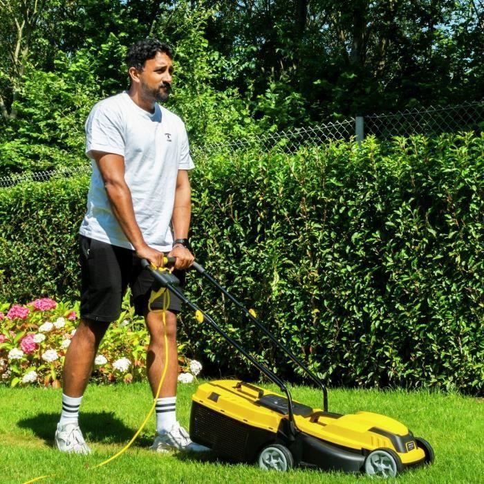 Tondeuse À Gazon Électrique - POWERPLUS - POWEG62205 - 1300 W - 320 Mm Ø - Avec Ramassage Et Éjection Arrière