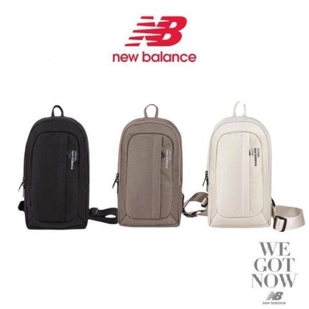 

New Balance Essential Recycle Big On SlingBag Crossbody Bag creamy