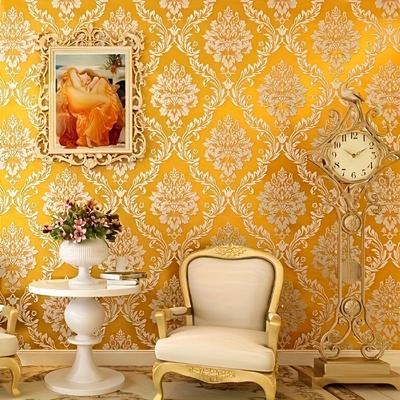 Papel de Parede Amarelo Espesso Premium Não Autoadesivo com Design Exquisito de Flores Europeias - Base Perolada Não Tecida para um Acabamento de Luxo