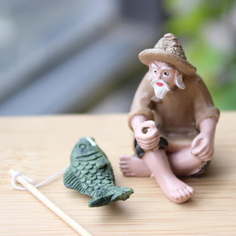 Fishing Old Man Resin Figure Statue Sitting Garden Aquarium Ornament Fisherman Scene Pool Micro-Landscape Bonsai Garden Craft