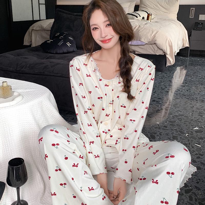 

New Island Women s Autumn Winter Cute Fleece Pajama Set: Long Sleeve, Soft, Comfortable, Thin, Printed, Sweet Girl Style. L
