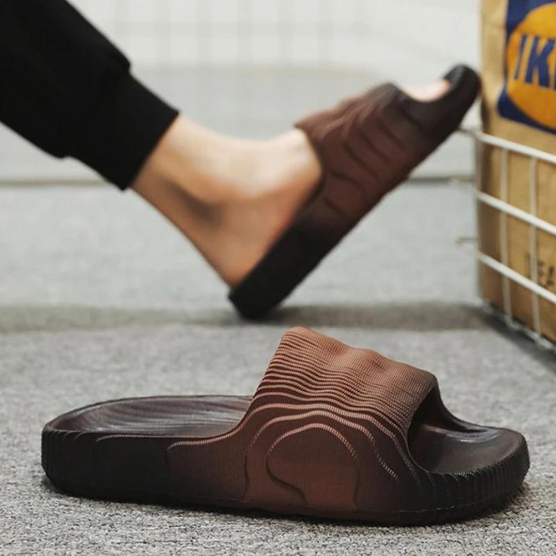 Sandals Man Platform Sabot Slippers for Men Soft Beach Comfortable Clappers 2025 Designer Luxury Rubber Fun Adult Casual Shoes