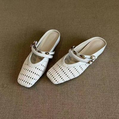 Innere Erhöhung 2026 Baotou Schuhe für Damen mit eckiger Spitze Halbschuhe Sandalen und Hausschuhe für Damen Sommer Außenbereich