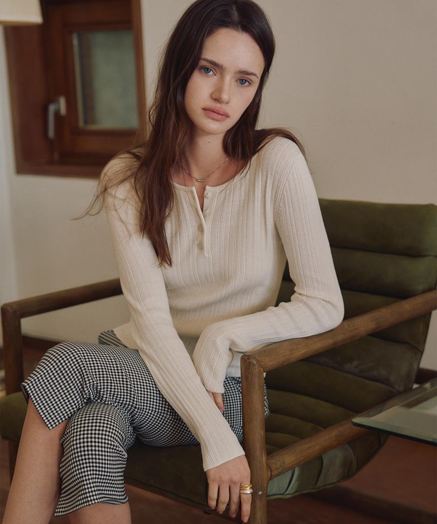 Keoseuteomeokeullagumeon [Italy] Slim Henley Neck Ribbed Knit 5 Color Cowkt010