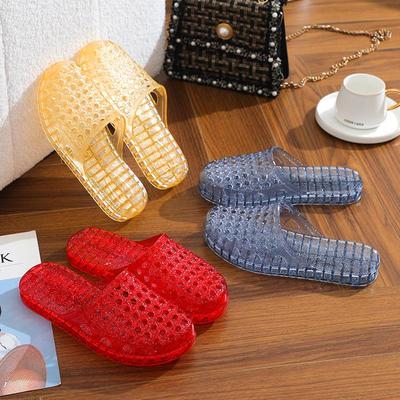 Women's Transparent Jelly Crystal Slippers - Non-Slip, Breathable PVC Shoes for Outdoor Summer Wear.