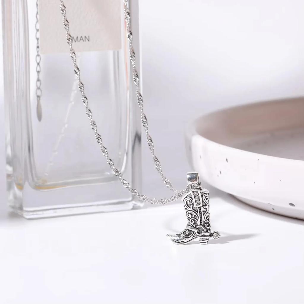 316 Stainless Steel Waterproof Denim Boots Pendant Necklace Cool Cowgirl Cowboy Boot Hat 18K Gold Plated Collar Necklaces Gifts