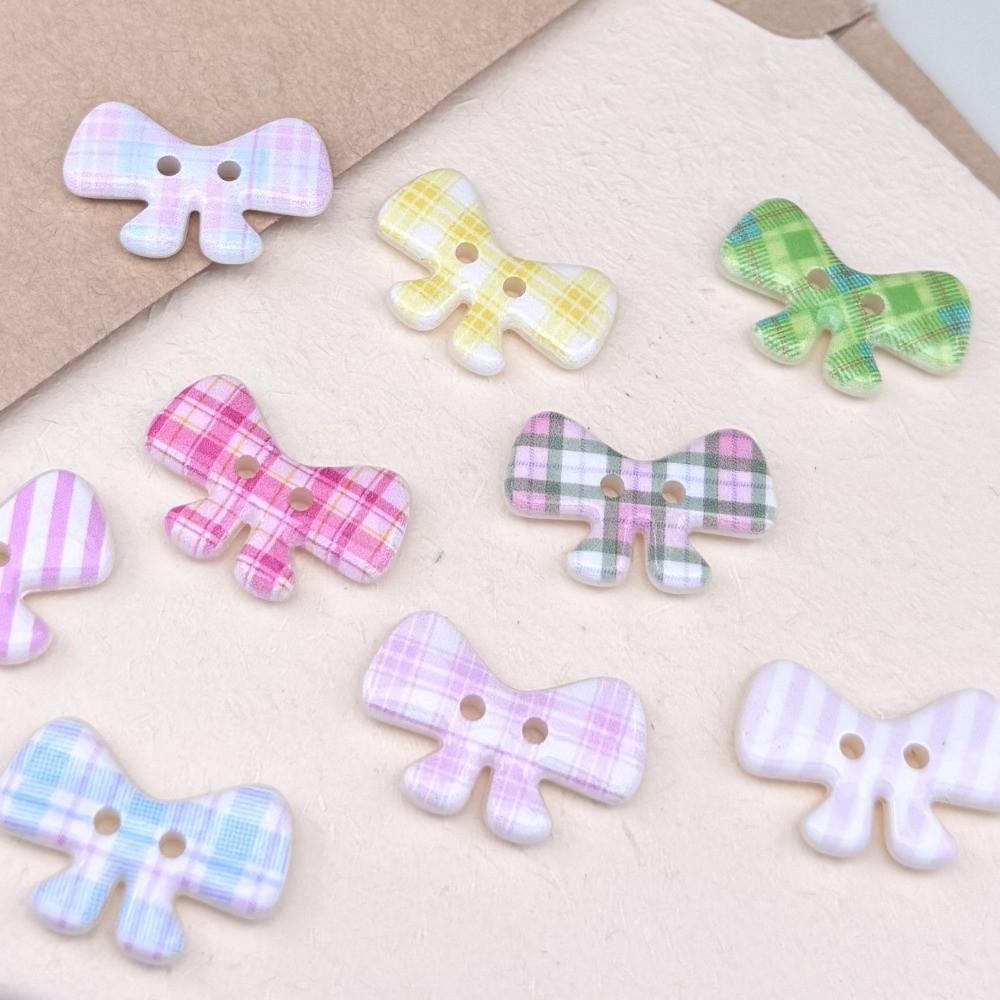 40 Stuks Kleurrijke Creatieve Strikknoppen Hars Modieuze Strikknoopjes Zoete Leuke Ruitjes Streepjes Knoppen Kleding Accessoires