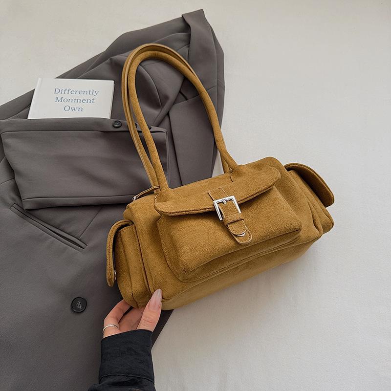 

Нишевый дизайн новая большая вместимость замшевая портативная сумка через плечо простая и универсальная сумка подмышку верблюд