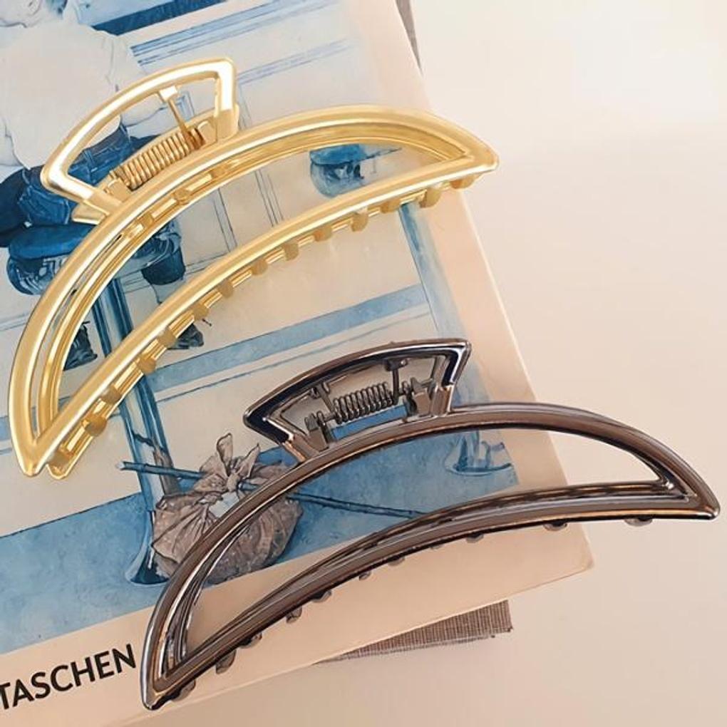 Women's Daily Hair Point Metal Crescent Hair Clip