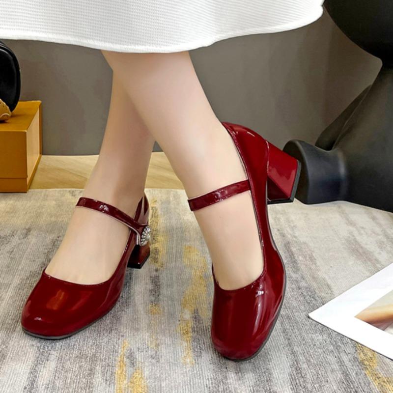 Fashion Fashion Square Heel Shoes Summer New Square Head Shallow Mouth Metal Buckle Set Foot Anti-slip Wear-resistant High Heels