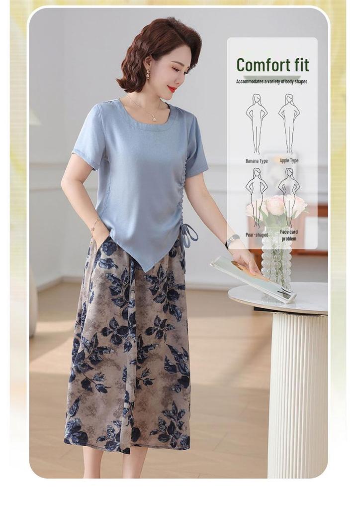Summer Two-Piece Set for Mature Women: Stylish Short-Sleeve Top and Skirt Dress