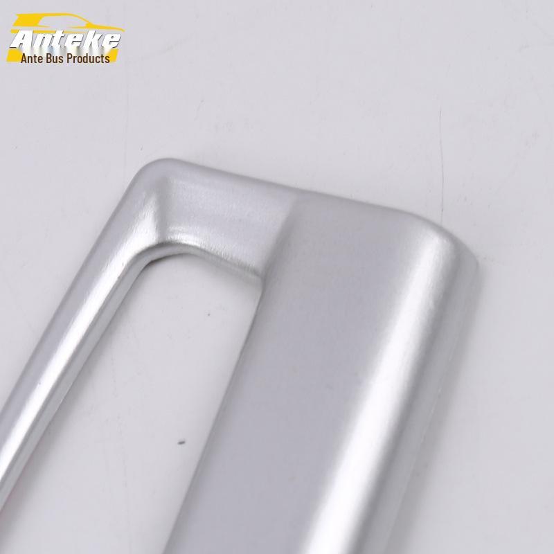 17 1 Series Rear & Third Row Reading Light Frame Decorative Panel.