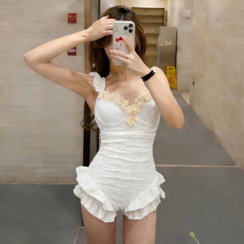 1011 new high-end hard bag steel rim girl wind one-piece swimsuit women's small breasts gather to cover the belly and look thin holiday swimming