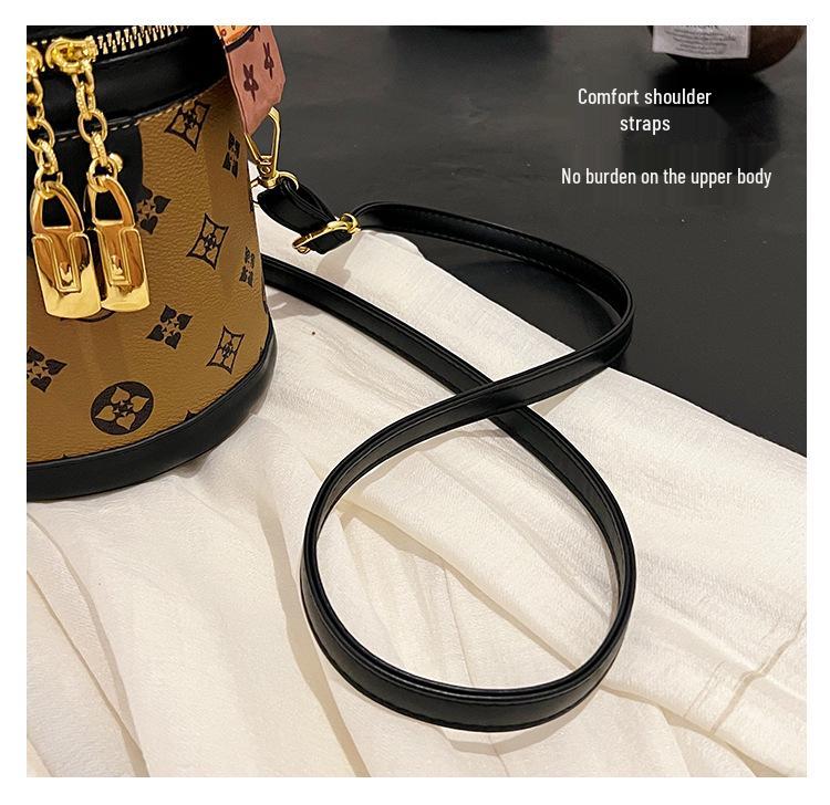 Geantă de mână crossbody cilindrică cu flori retro de toamnă pentru femei: Geantă tip găleată versatilă