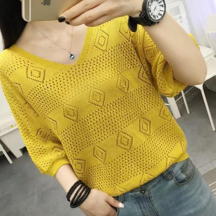 

Loose spring and summer V-neck hollow knitted sweater women outsourcing viral trends casual batman top women s thin Average size 53-113 жовтий