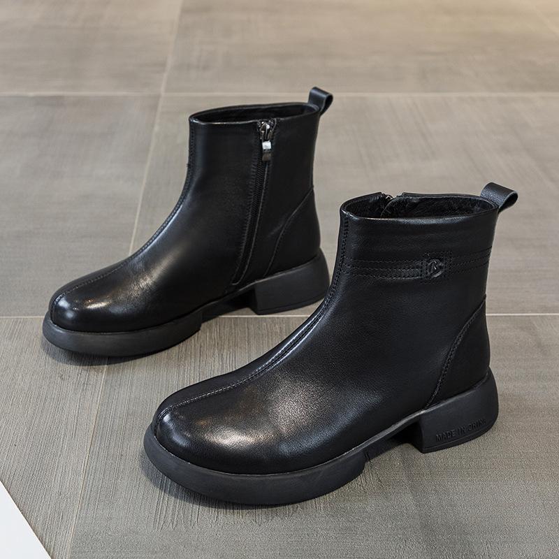 Die erste Schicht Rindsleder Kurzstiefel für Damen im Herbst und Winter 2025, die neuen Retro-Leder-Mode Chelsea kleine Lederstiefel für Damen