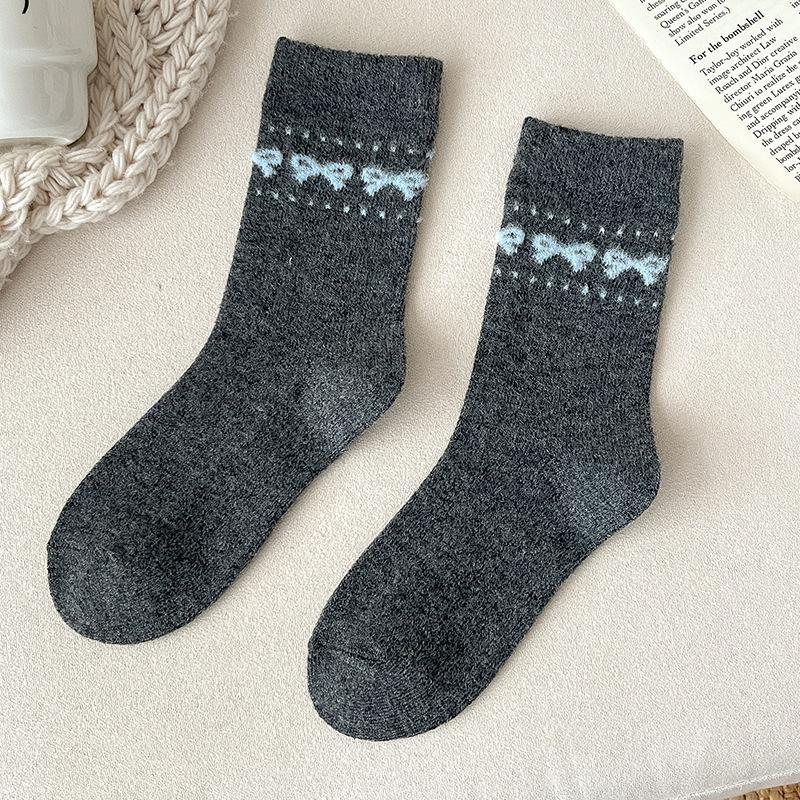 Wool Socks - Women's Warm and Thick Mid-calf Socks with Cartoon Dog and Bow Tie Design, In Gray Color, Suitable for All Occasions and Versatile.