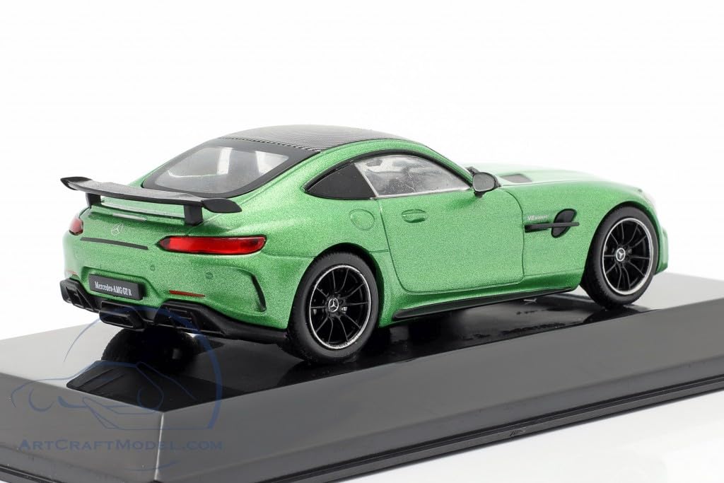 Altaya Diecast Car Scale BENZ AMG GT R Coupe Green Helmet Magno Mercedes-Benz 1/43 (C190) [Used]