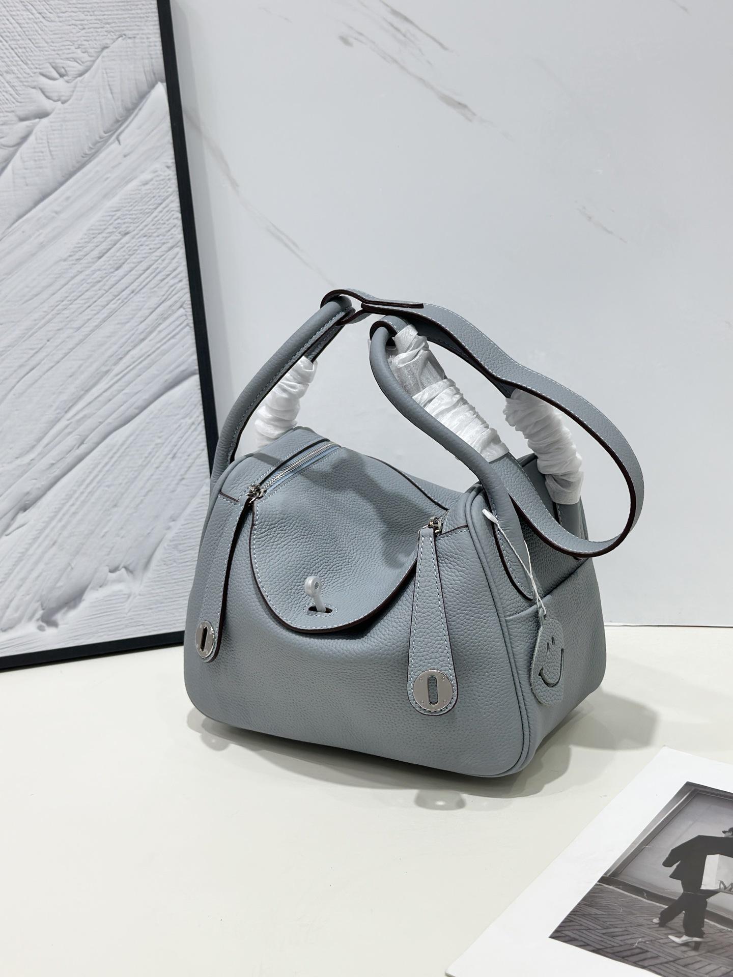 

Женская сумка Lindy из натуральной кожи с узором Palm 2024 года — стиль доктора, переносная сумка через плечо и сумка-мессенджер 20 cm