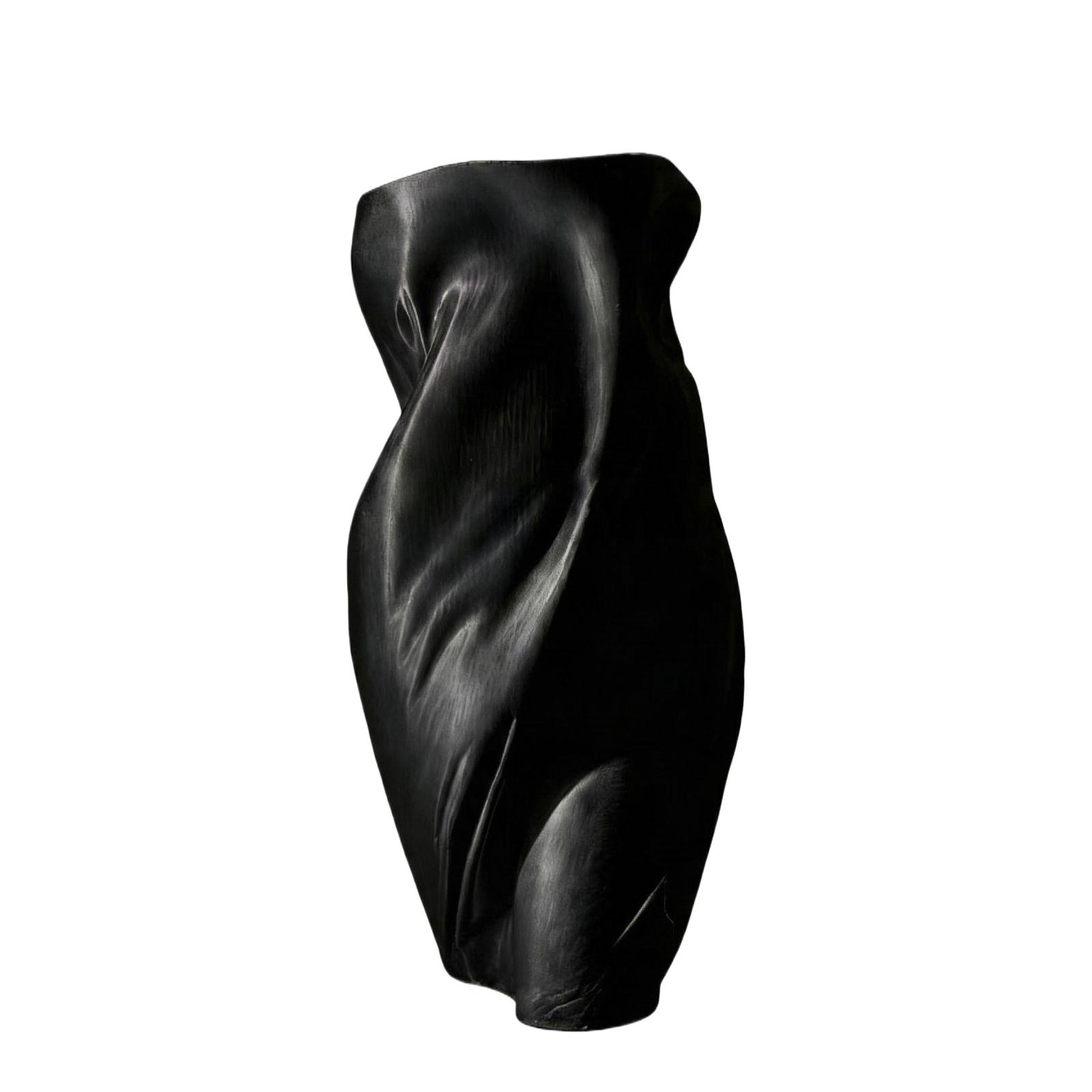 

3D Printed Art Vases Are A Great Choice For Gifts And Flower Arrangements чёрный