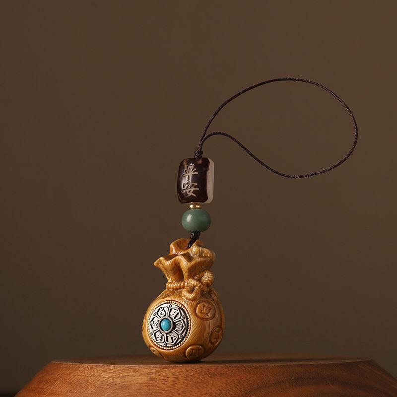 Sandalwood Keychain Pendant with Six-Character Mantra for Car Keys and Phones